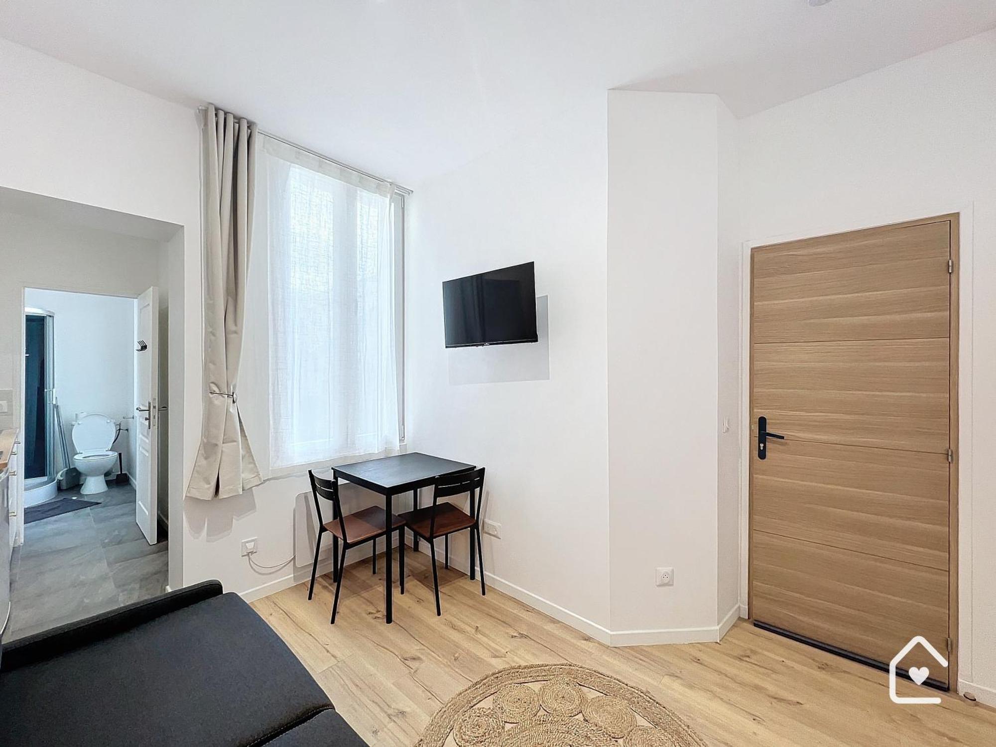 Studios - 1 Min Gare Chatellerault - Entree Autonome - Экстерьер фото